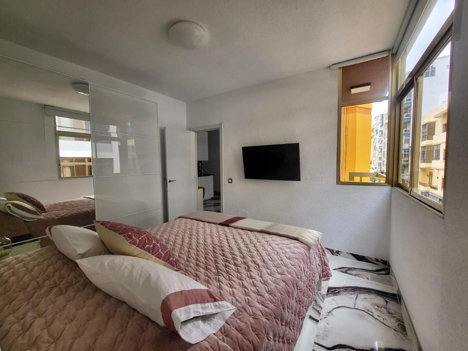 2 Bedrooms Flat + Balcony + Parking At Las Canteras Beach Las Palmas de Gran Canaria Dış mekan fotoğraf