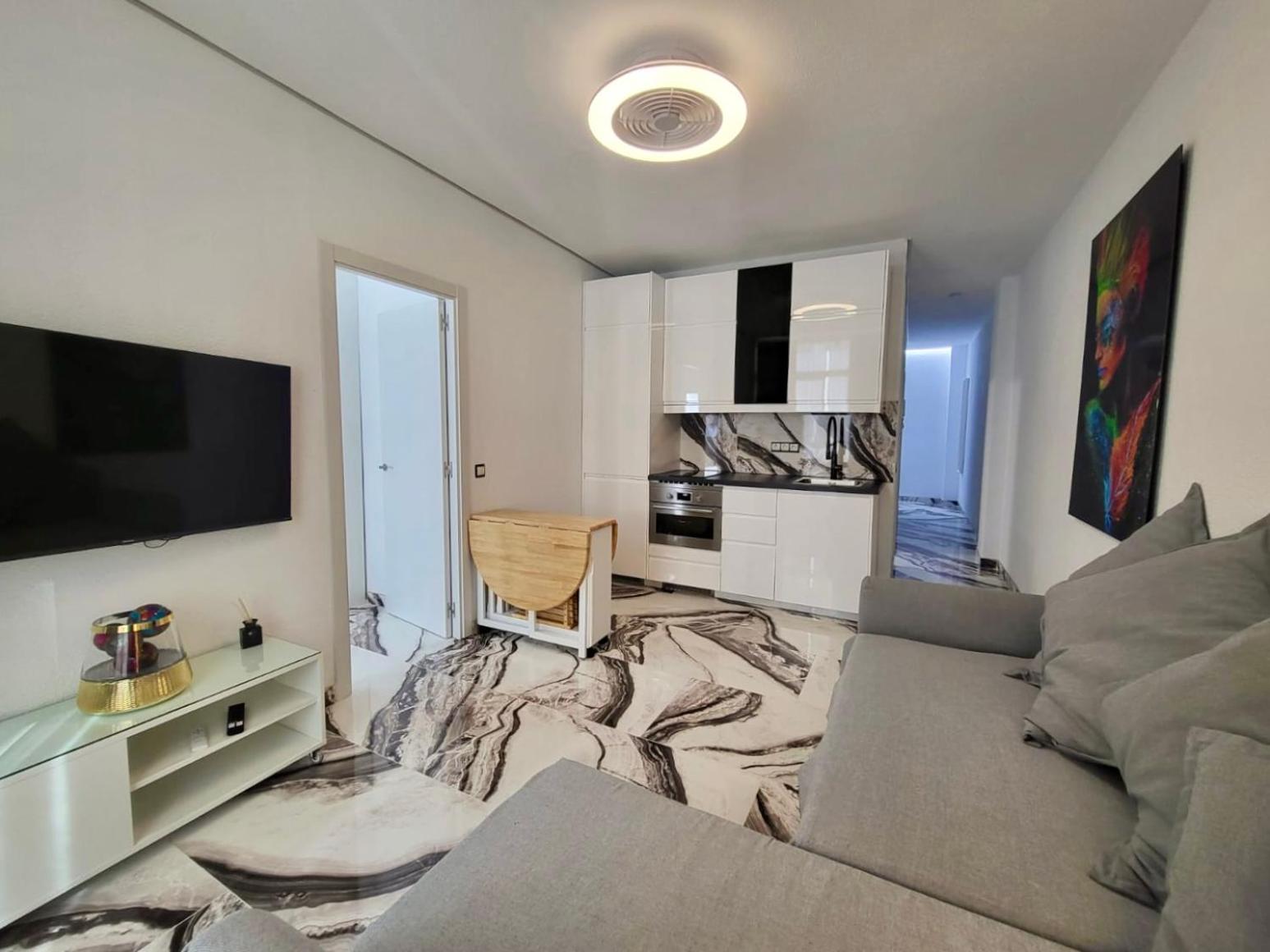 2 Bedrooms Flat + Balcony + Parking At Las Canteras Beach Las Palmas de Gran Canaria Dış mekan fotoğraf